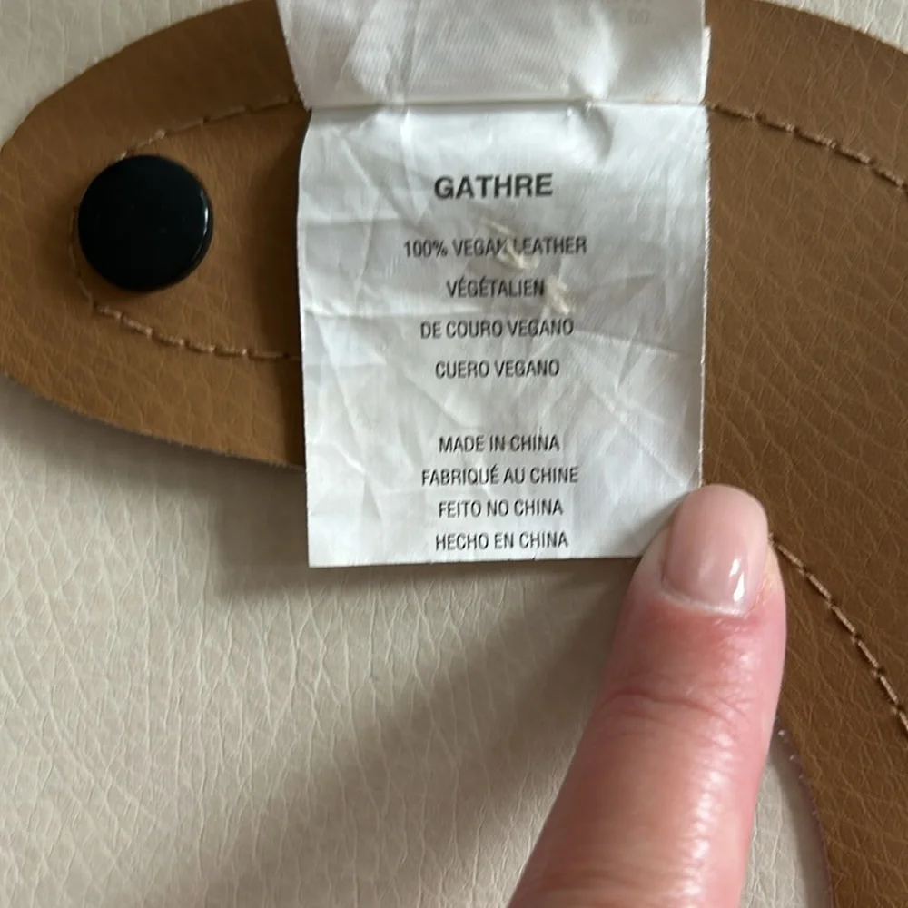 Gathre sold out